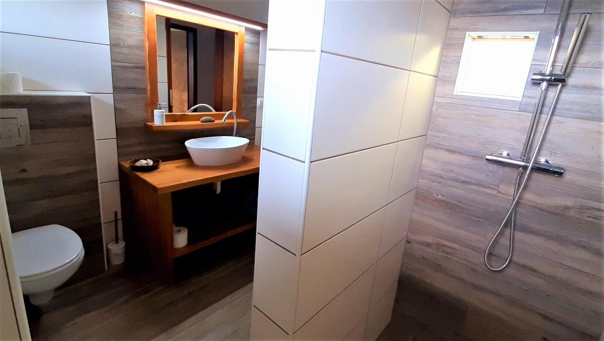 Gorenja Vas Healing Farmアパートメント 部屋 写真